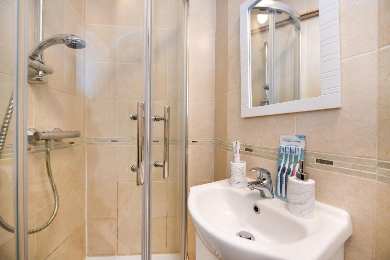 Beautiful Accommodation Near Reading City Centre Habitación foto
